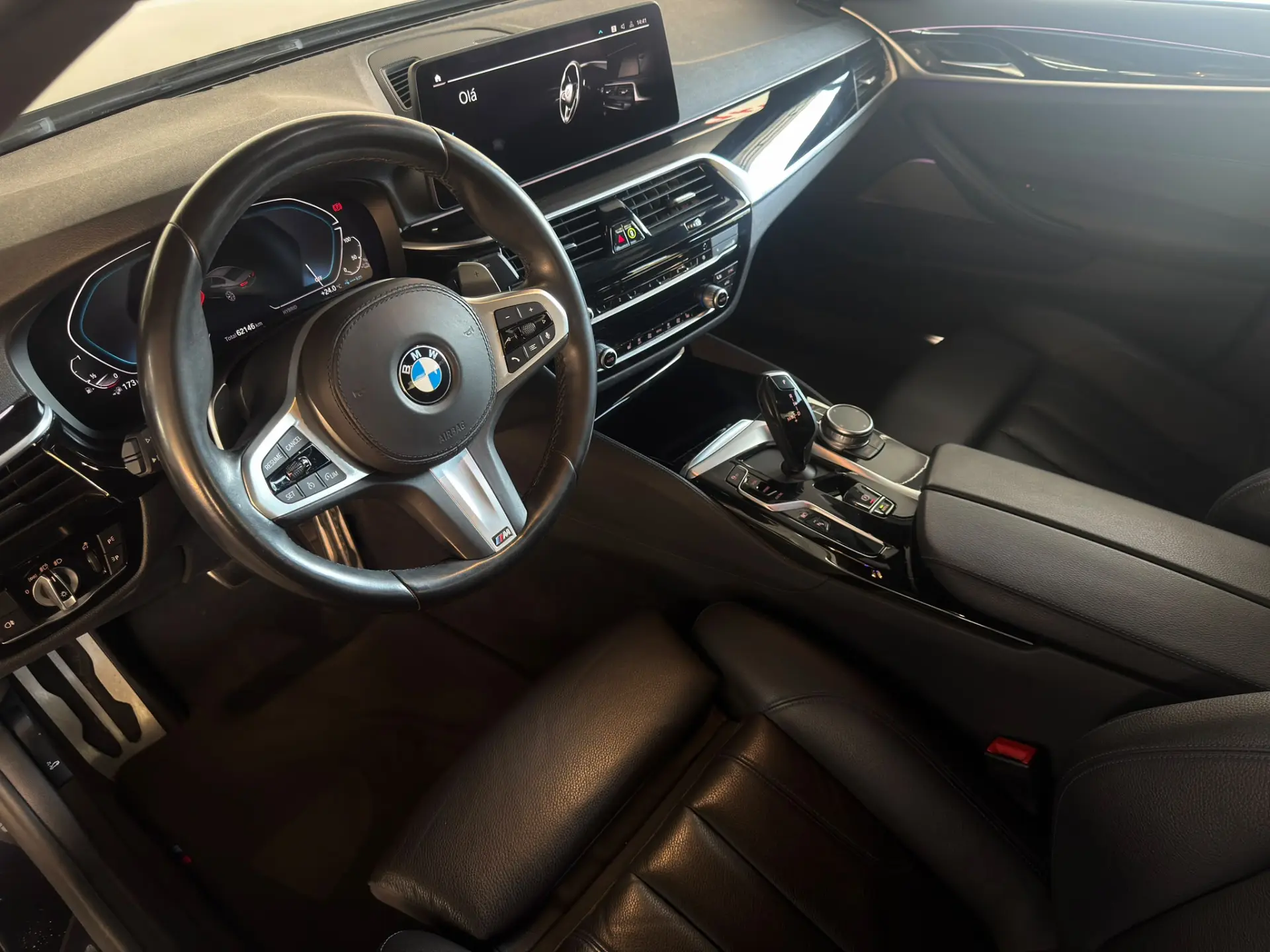 BMW 530 e Pack Desportivo M 35