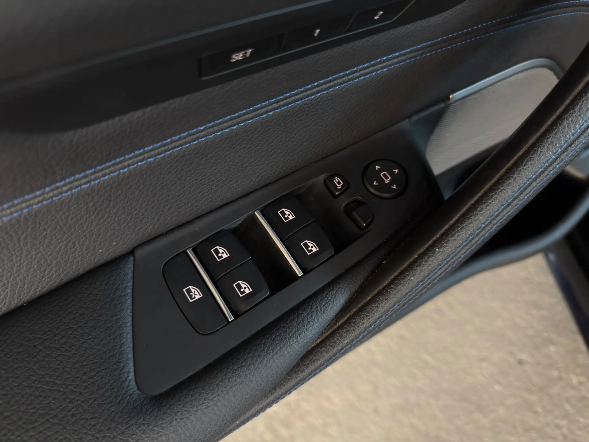BMW 530 e Pack Desportivo M 19