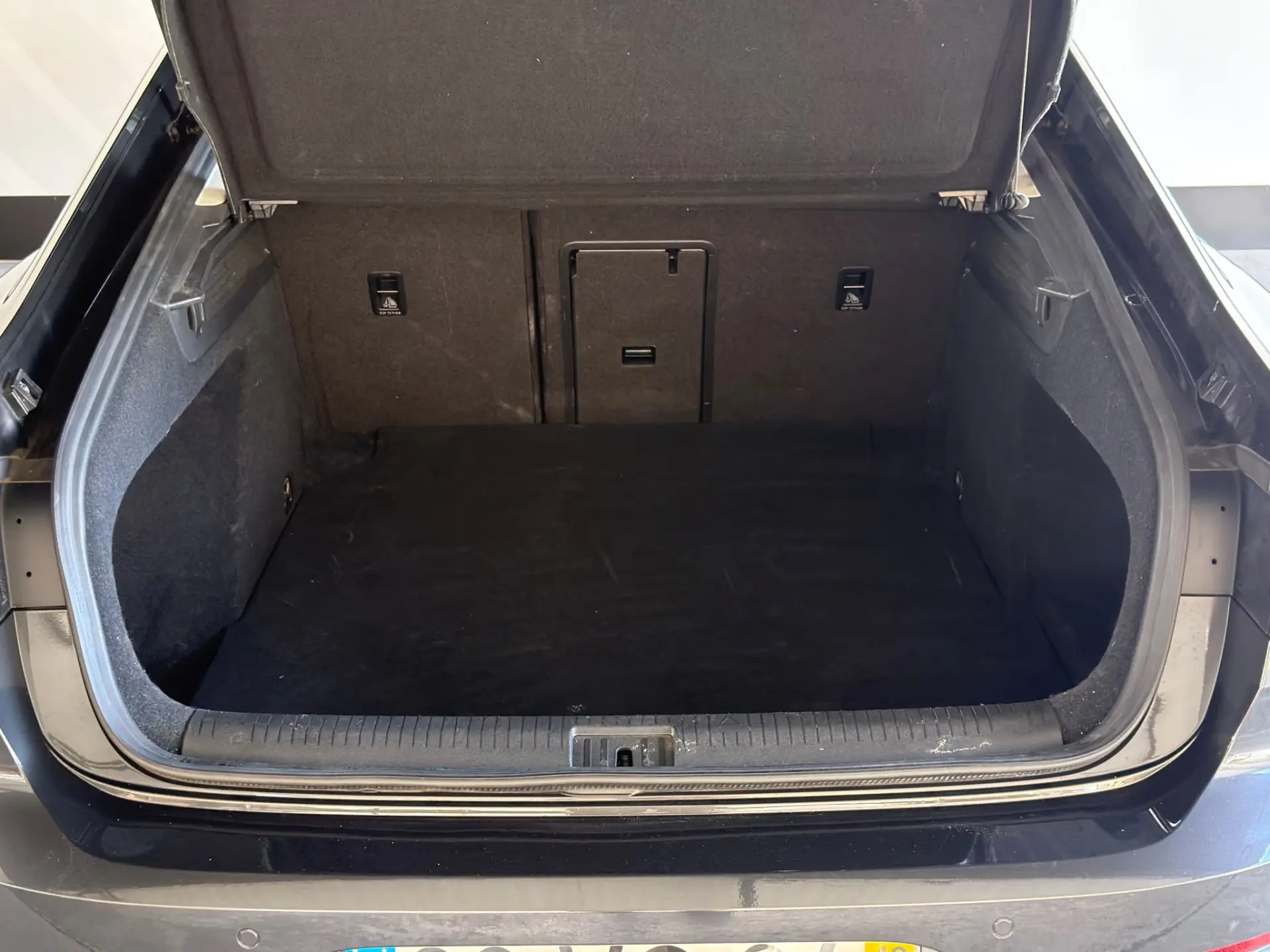 Volkswagen Arteon 2.0 TDI Elegance DSG 28