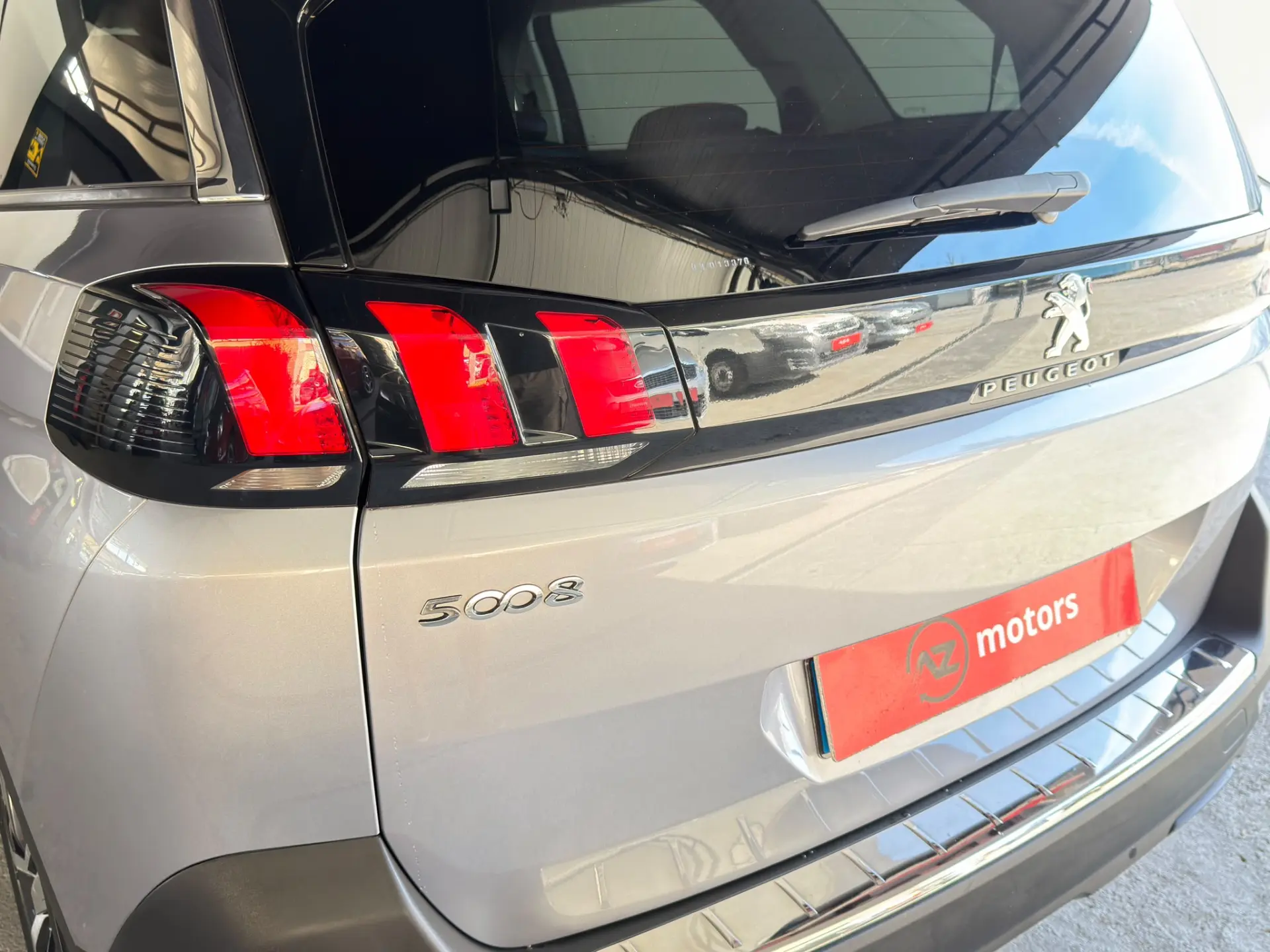 Peugeot 5008 1.5 BlueHDi Allure EAT8 26