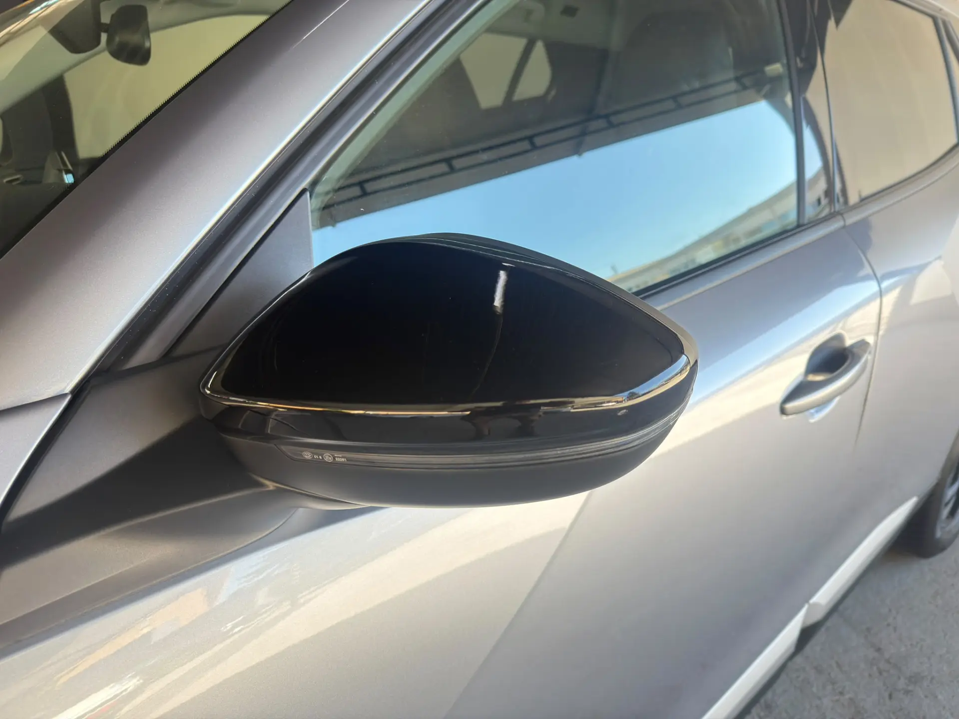 Peugeot 2008 PureTech 130 EAT8 Allure Pack 12