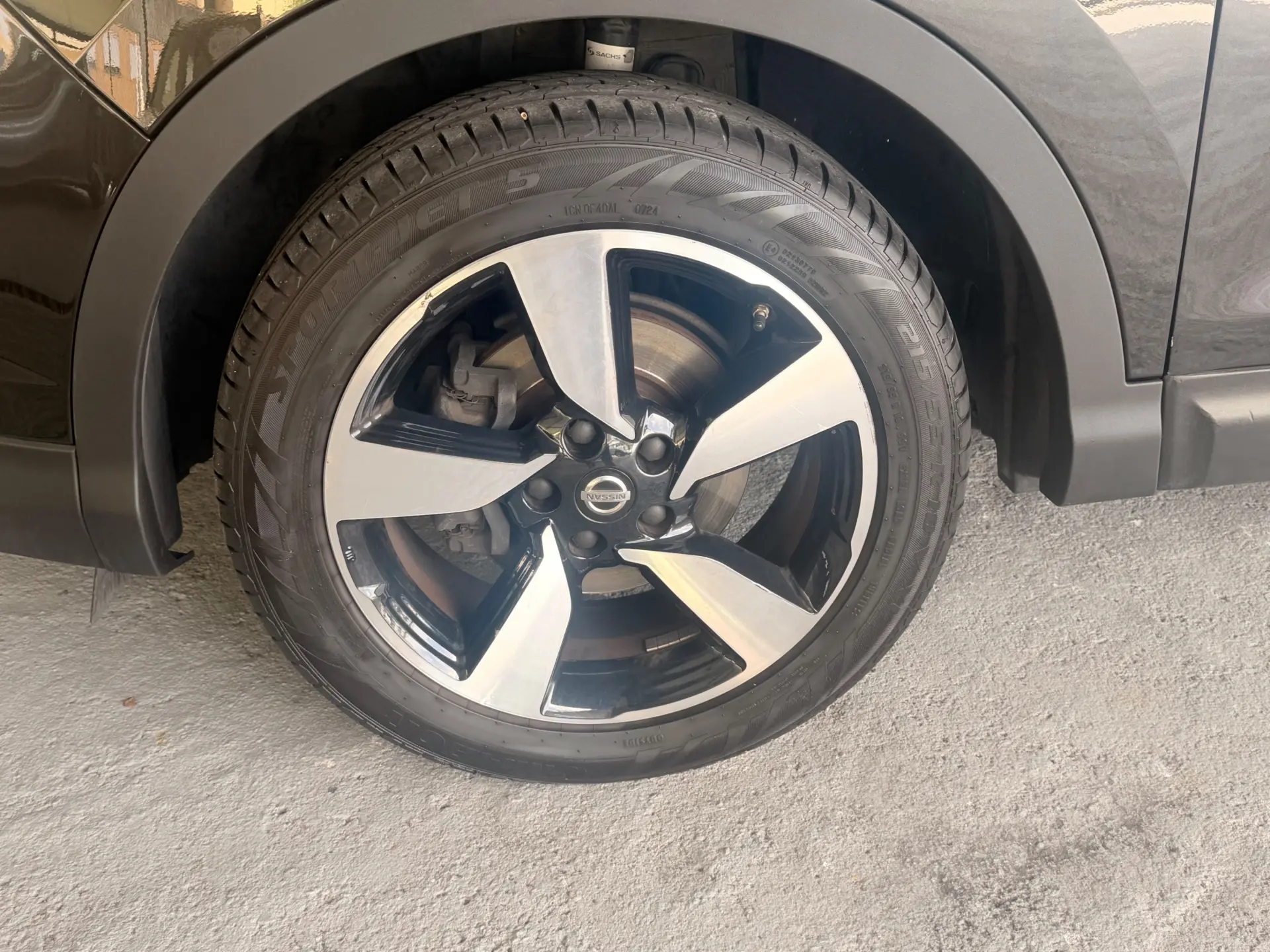 Nissan Qashqai 1.5 dCi Tekna Premium 18 360 3