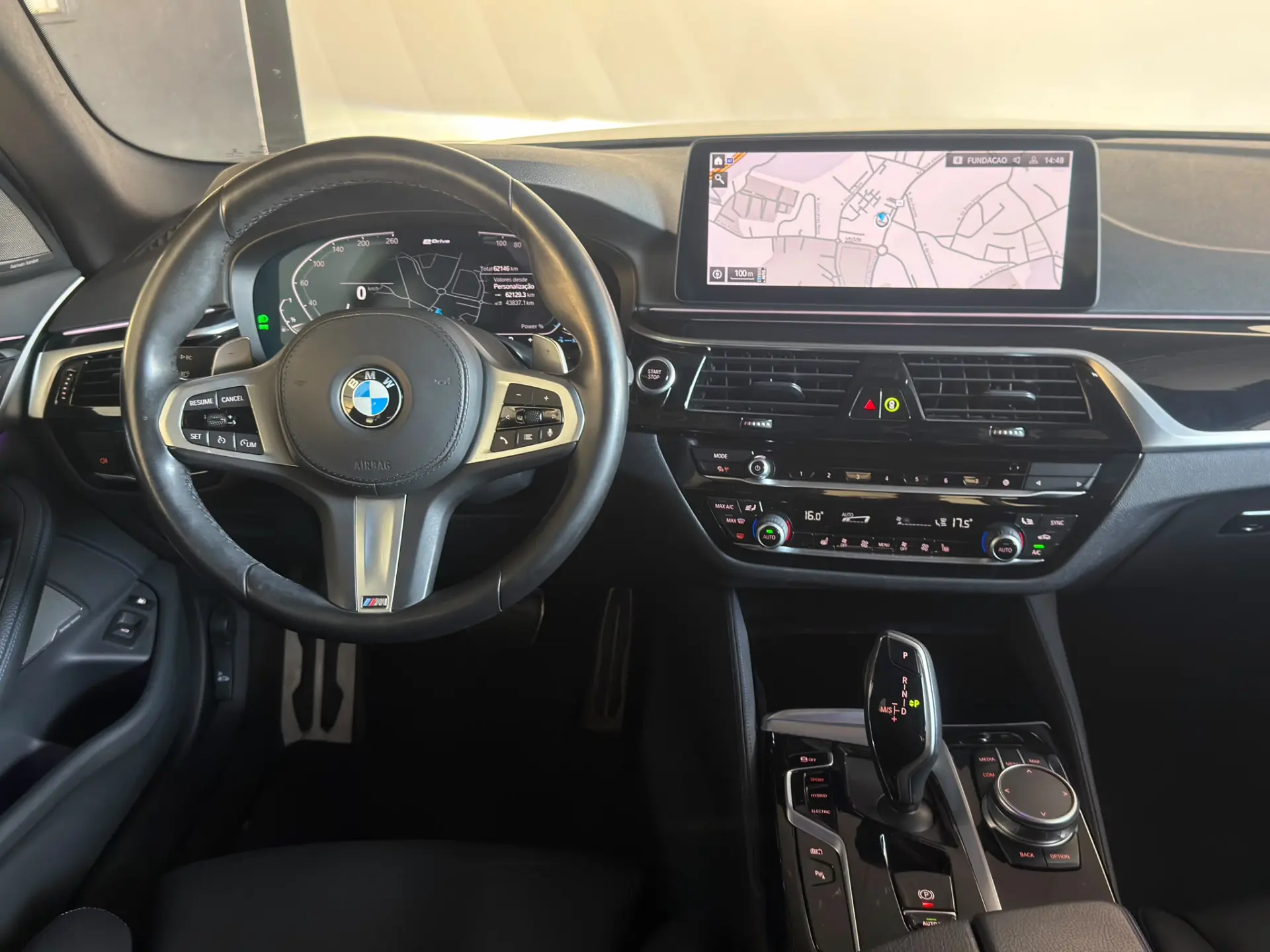 BMW 530 e Pack Desportivo M 34