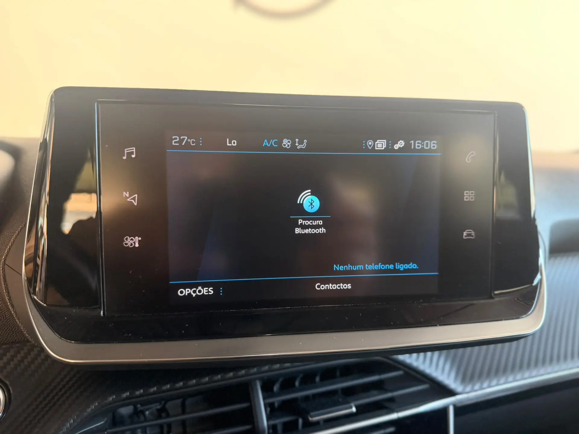 Peugeot 2008 PureTech 130 EAT8 Allure Pack 13