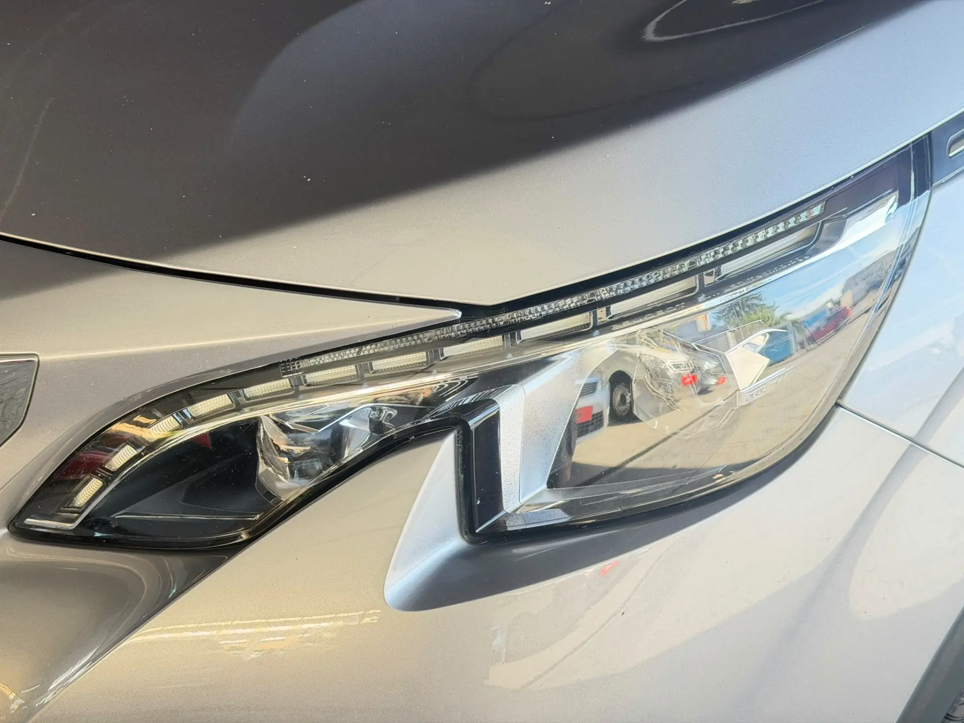 Peugeot 5008 1.5 BlueHDi Allure EAT8 8