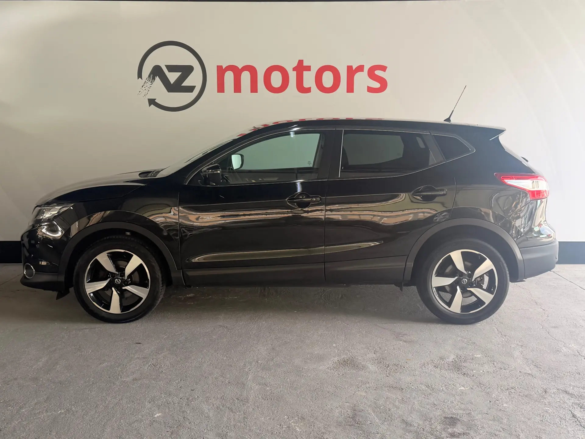 Nissan Qashqai 1.5 dCi Tekna Premium 18 360 4