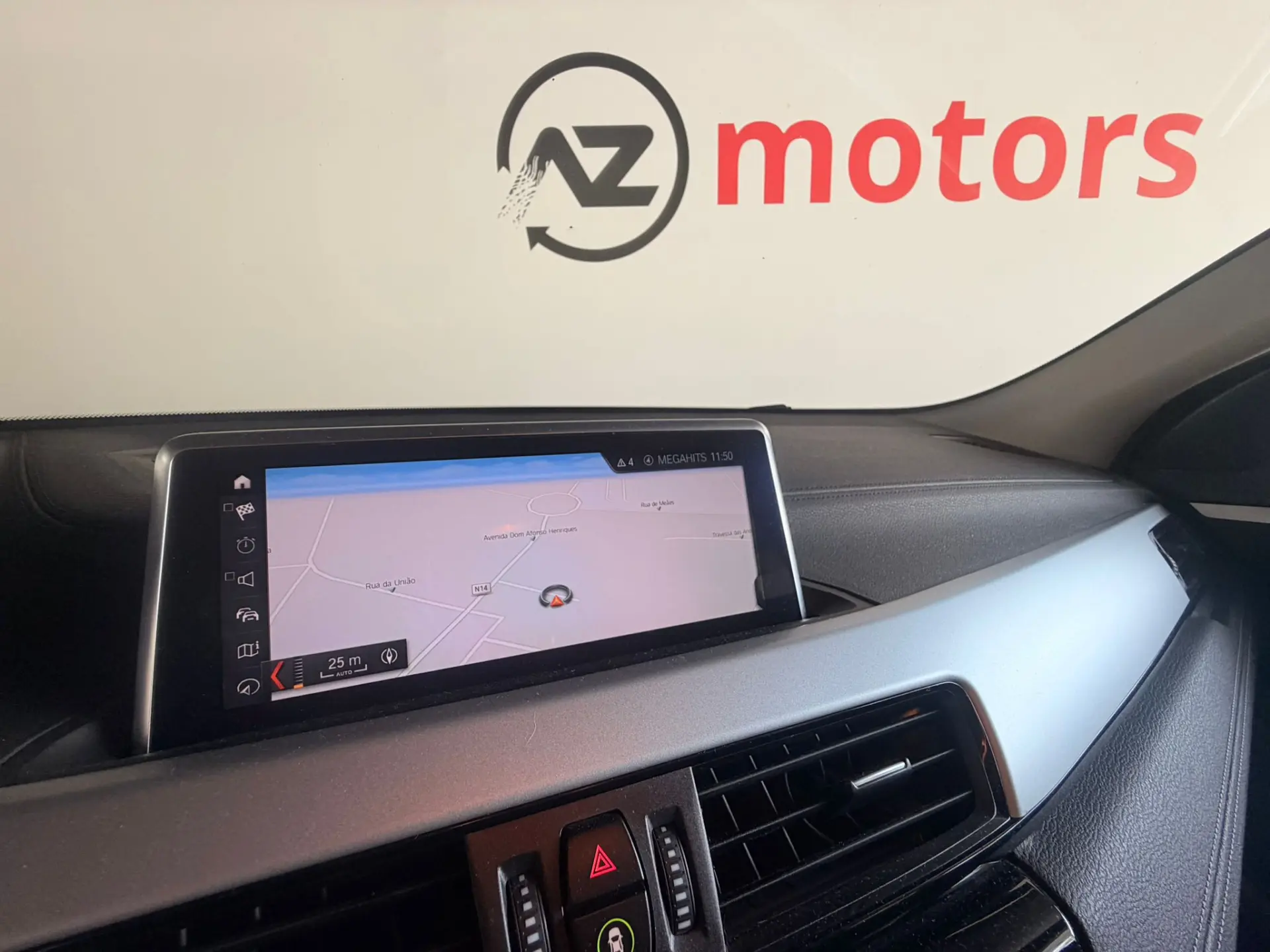 BMW X2 16 d sDrive Auto 12