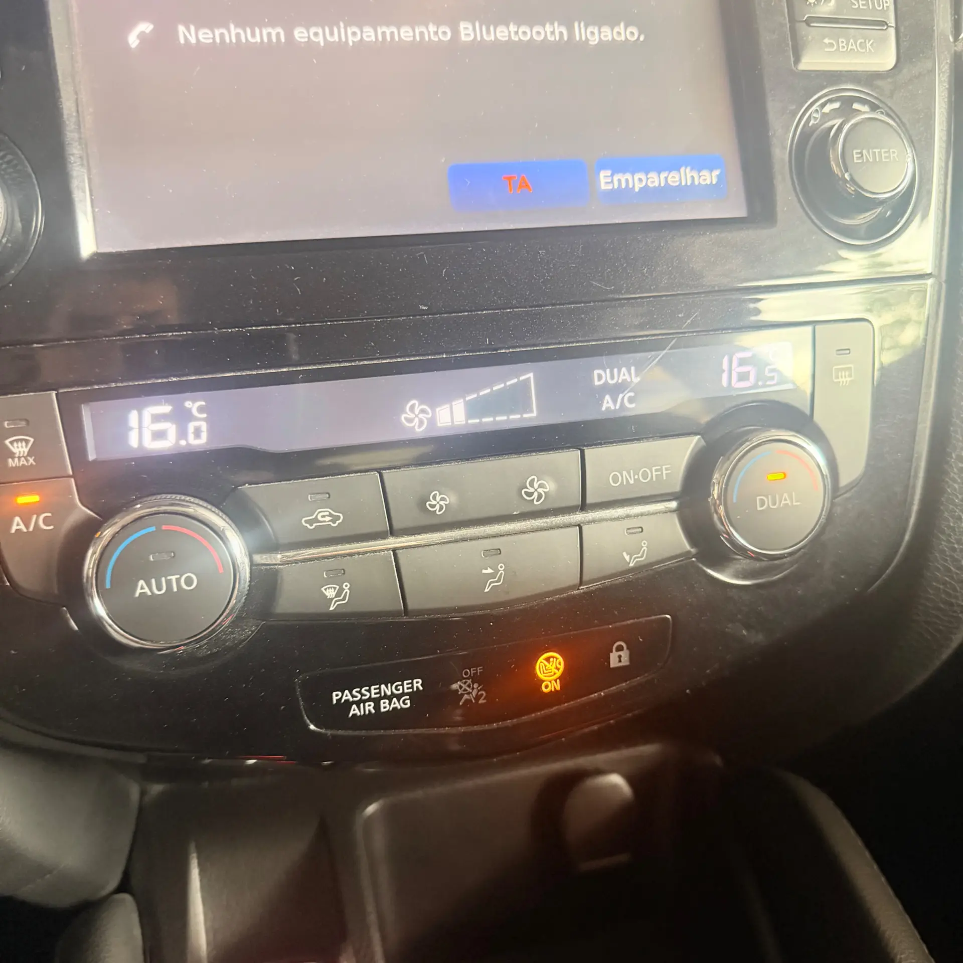 Nissan Qashqai 1.5 dCi Tekna Premium 18 360 14