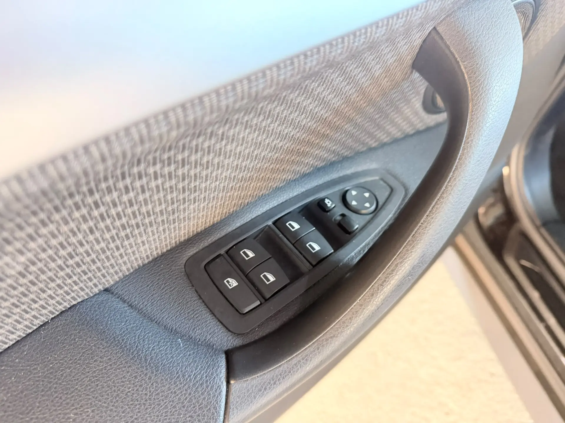BMW X1 16 d sDrive Advantage Auto 16