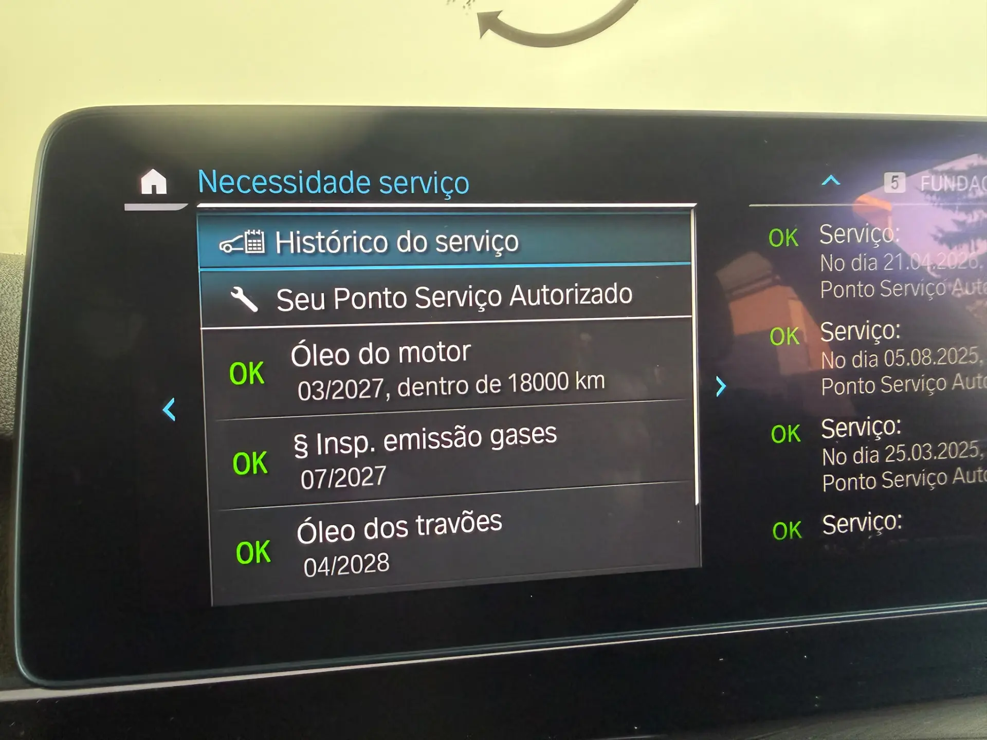 BMW 530 e Pack Desportivo M 26