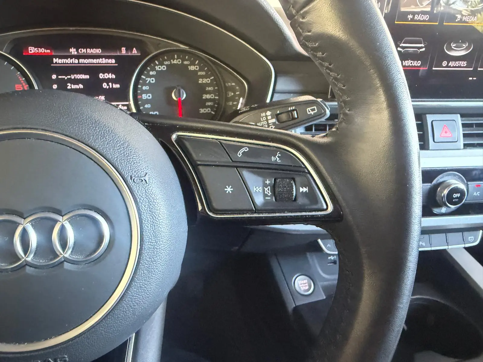 Audi A4 Avant 40 TDI S tronic S line 20