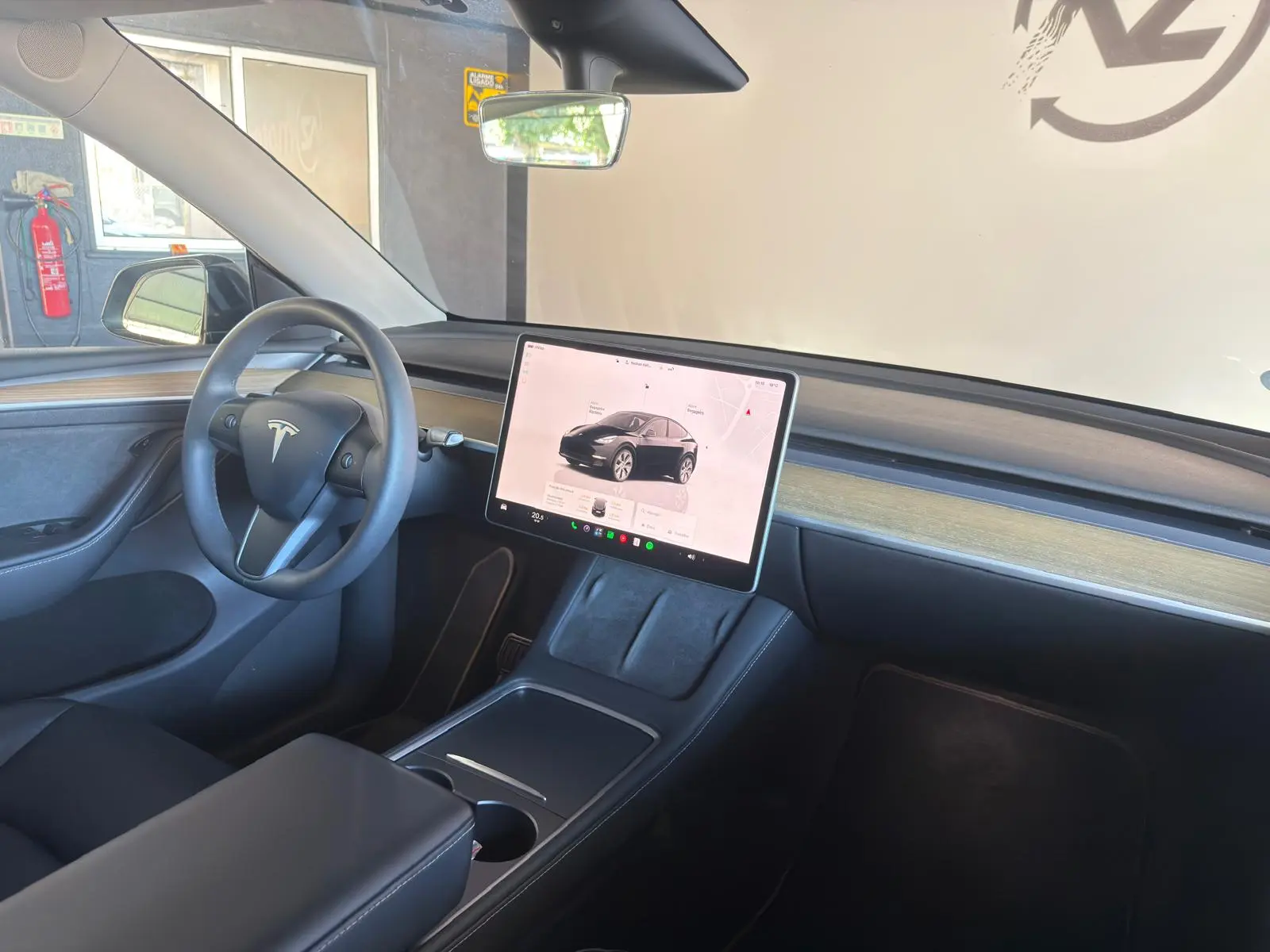 Tesla Model Y RWD 23