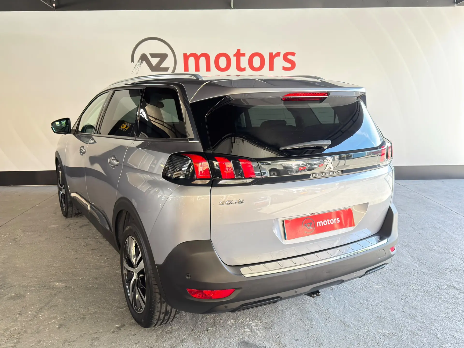 Peugeot 5008 1.5 BlueHDi Allure EAT8 5