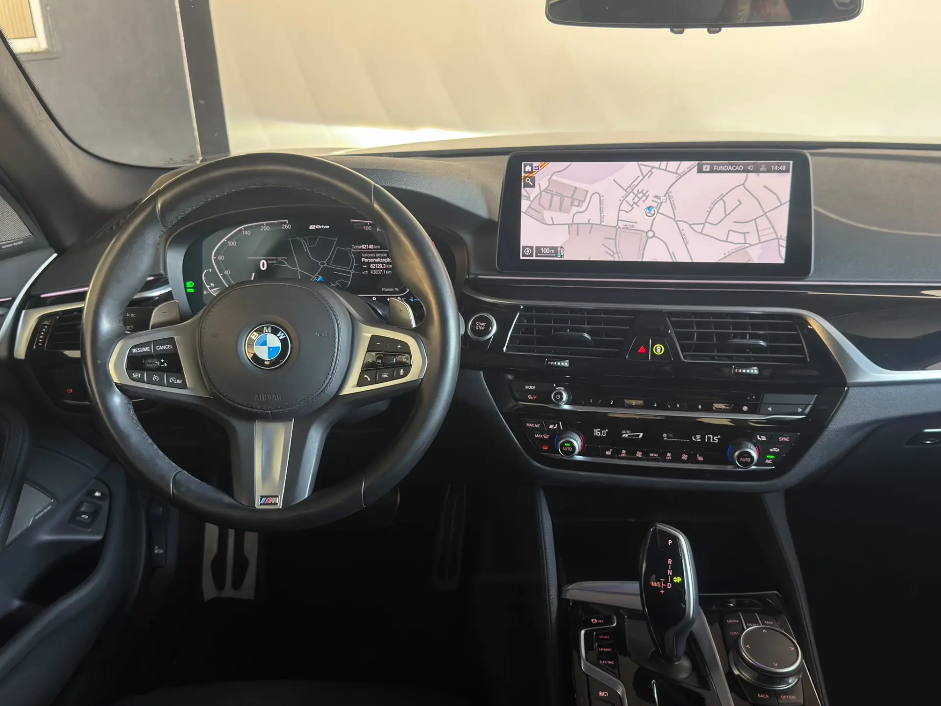 BMW 530 e Pack Desportivo M 36