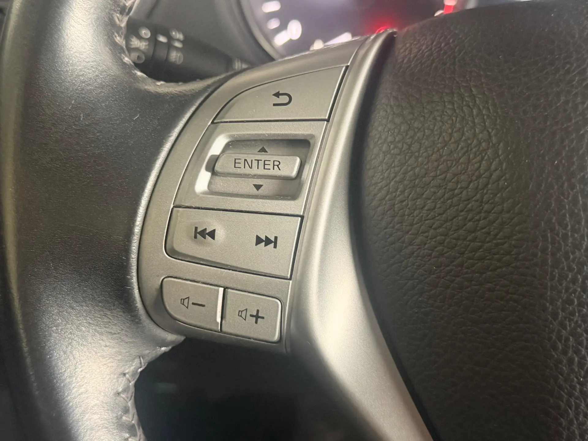 Nissan Qashqai 1.5 dCi Tekna Premium 18 360 20