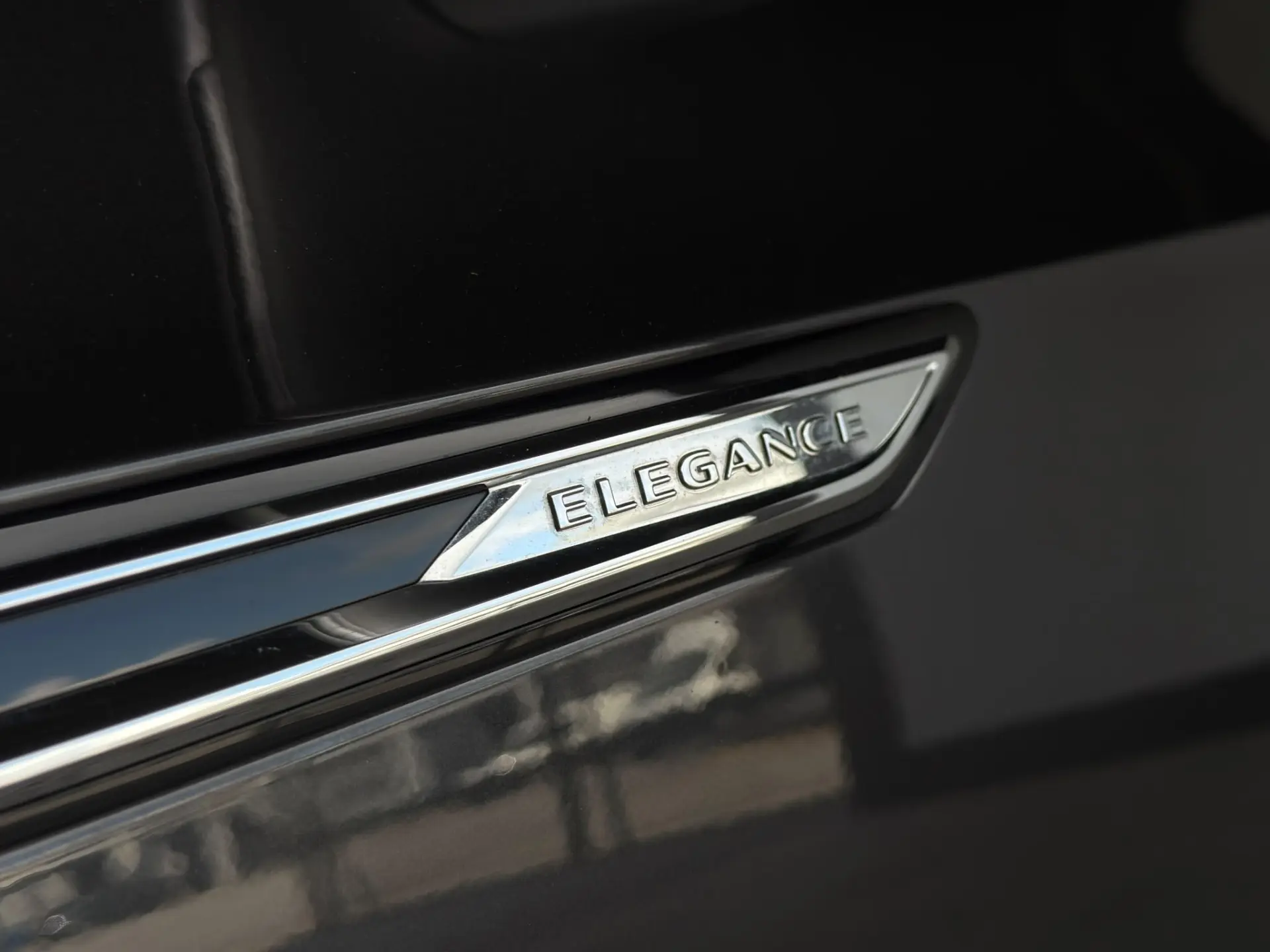 Volkswagen Arteon 2.0 TDI Elegance DSG 10