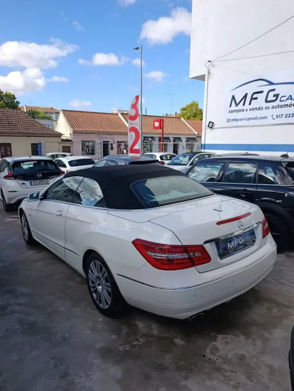 Mercedes-Benz E 220 CDi BlueEfficiency 7