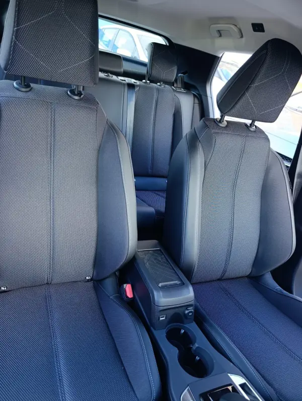 DS DS3 E-Tense Edition France 11