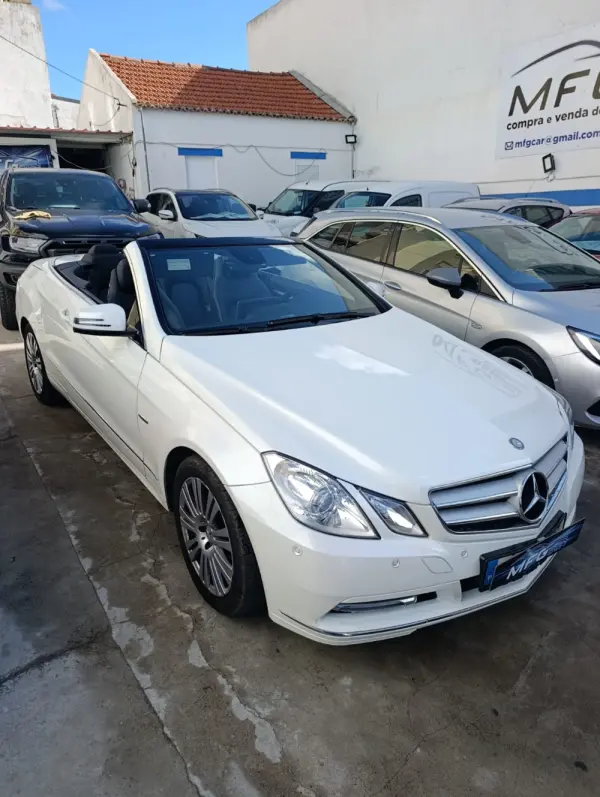 Mercedes-Benz E 220 CDi BlueEfficiency 3