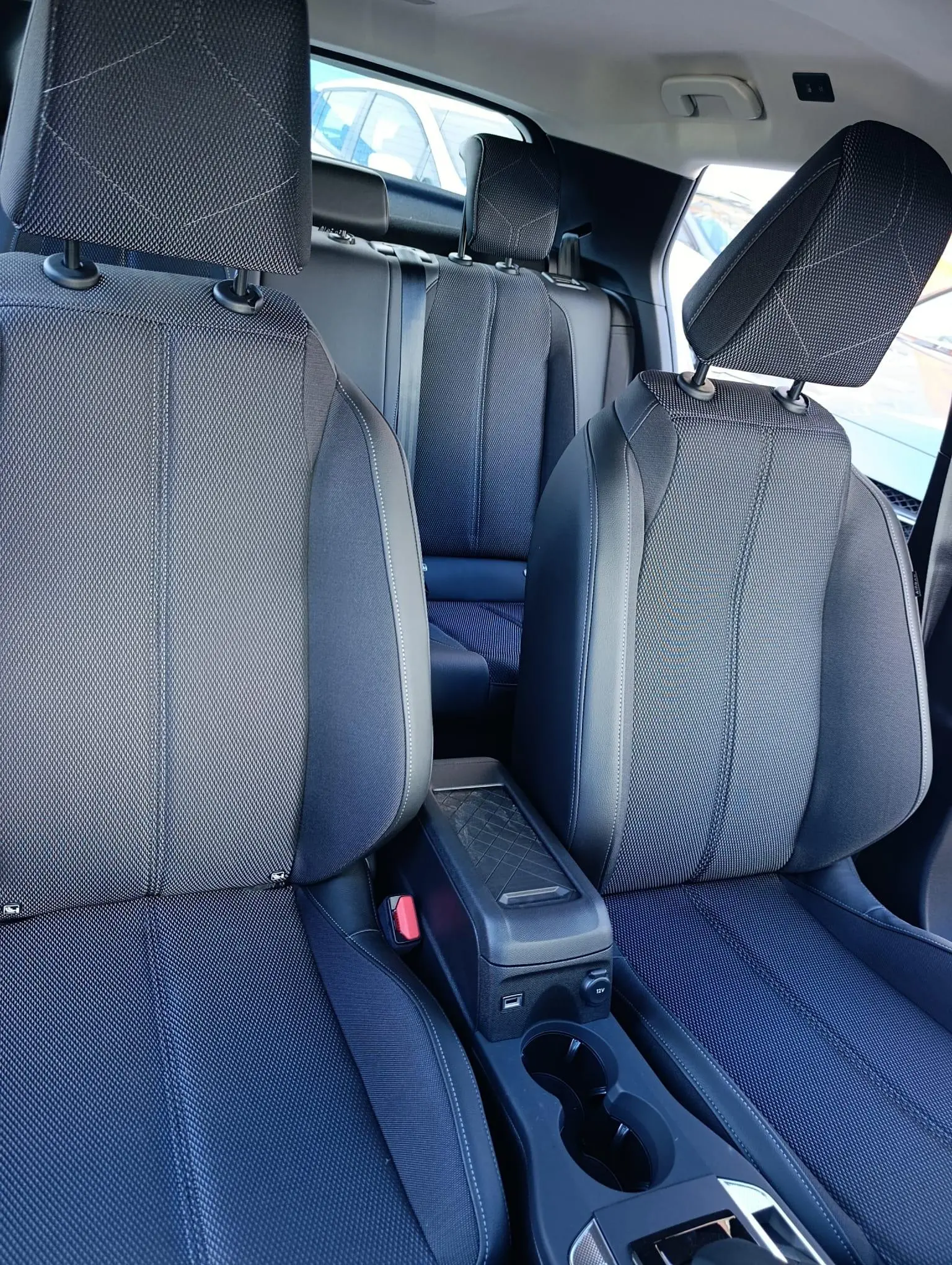 DS DS3 E-Tense Edition France 11