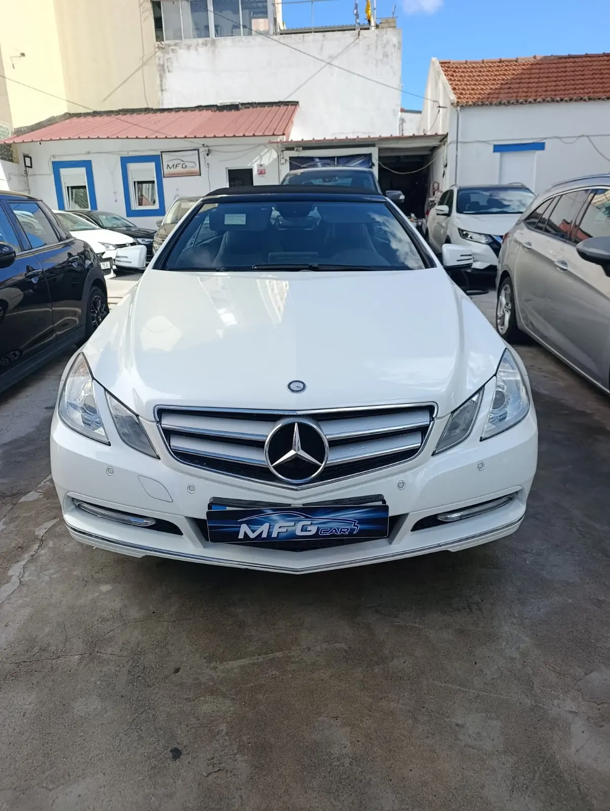 Mercedes-Benz E 220 CDi BlueEfficiency 1