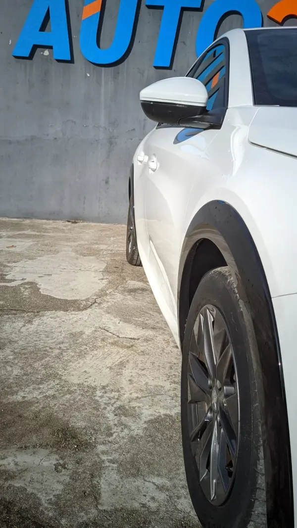 Peugeot e-208 50 kWh Active 6