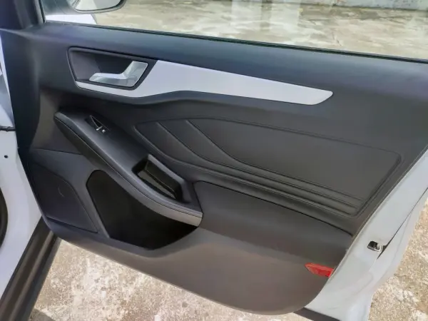 Ford Focus SW S&S COOL&CONNECT 56