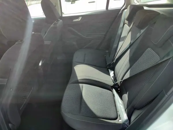 Ford Focus SW S&S COOL&CONNECT 63