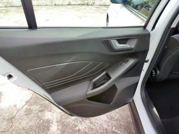 Ford Focus SW S&S COOL&CONNECT 64