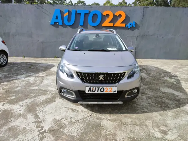 Peugeot 2008 1.2 PureTech Style 3