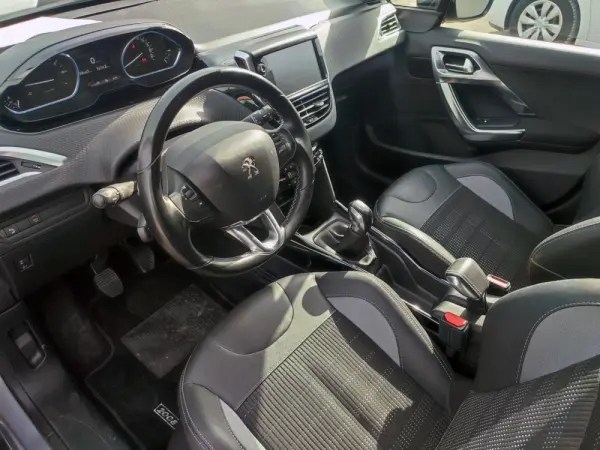 Peugeot 2008 1.2 PureTech Style 24