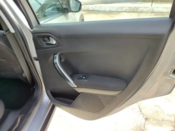 Peugeot 2008 1.2 PureTech Style 45