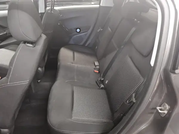 Peugeot 208 1.5 BlueHDi Allure 5