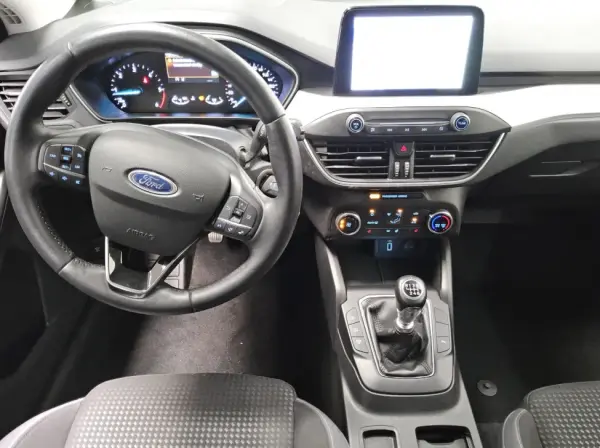 Ford Focus SW 1.5 TDCi EcoBlue Connected 4