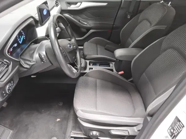 Ford Focus SW 1.5 TDCi EcoBlue Connected 5