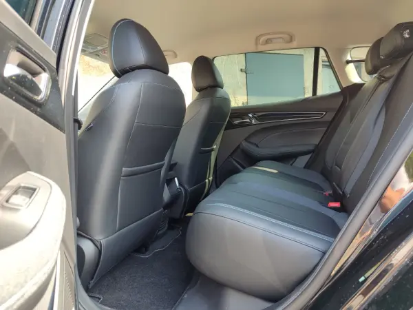 MG MG5 5 Maximal Comfort 14
