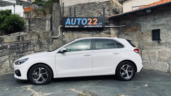 Hyundai i30 1.0 T-GDI Style Plus 2