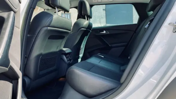 Peugeot 508 RXH 2.0 HDi Hybrid4 2-Tronic 104g 21