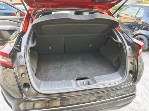 Nissan Juke 1.0 DIG-T Acenta DCT 8