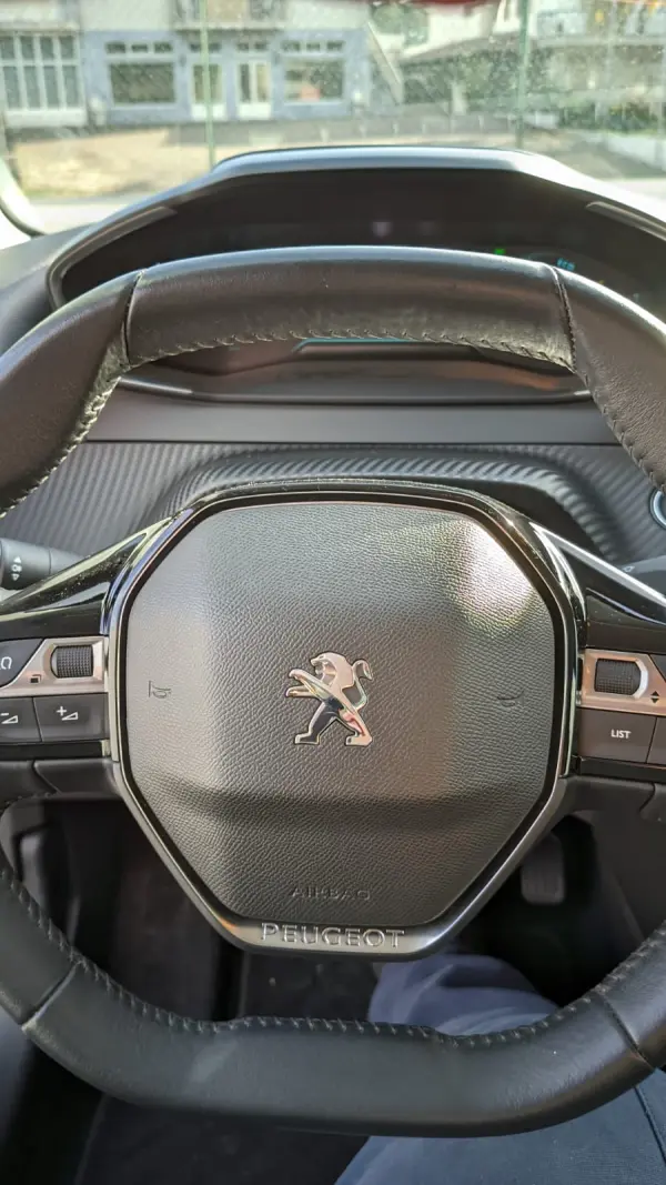 Peugeot e-208 50 kWh Active 9