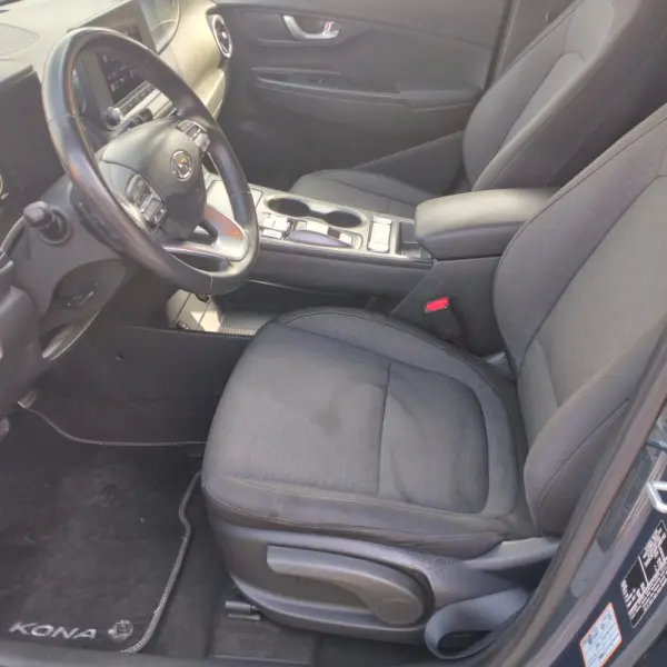 Hyundai Kauai Business 13