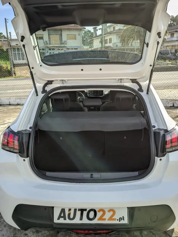 Peugeot e-208 50 kWh Active 5