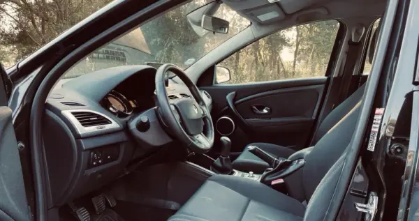 Renault Mégane Break 1.5 DCI Confort 6