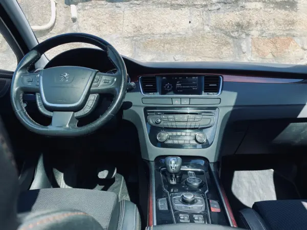 Peugeot 508 RXH 2.0 HDi Hybrid4 2-Tronic 104g 7