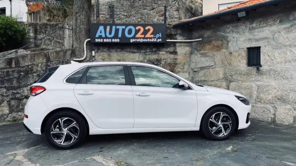 Hyundai i30 1.0 T-GDI Style Plus 3