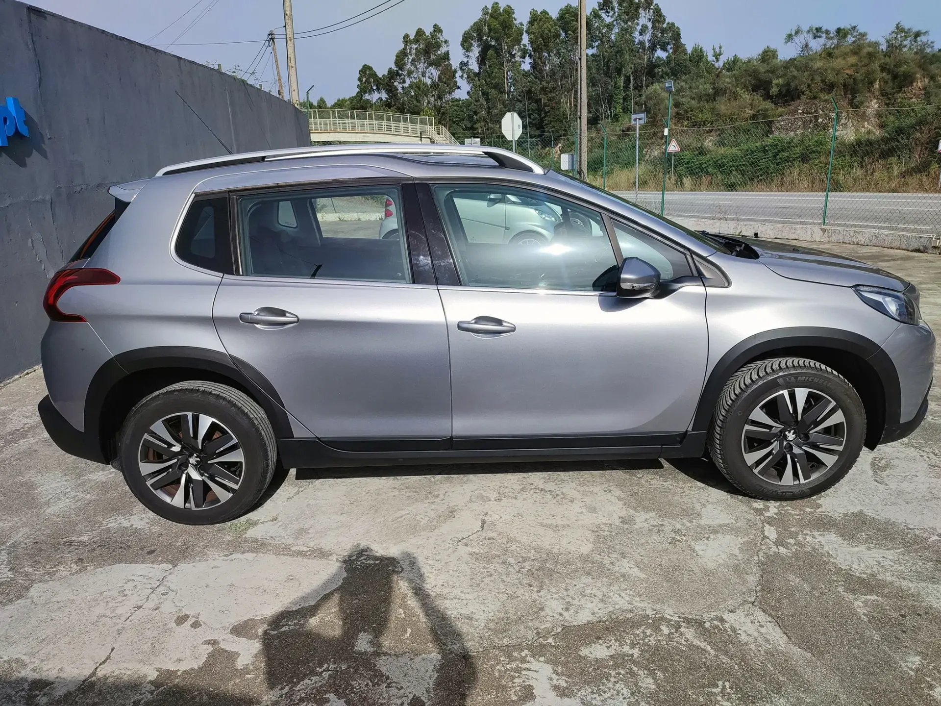 Peugeot 2008 1.2 PureTech Style 7