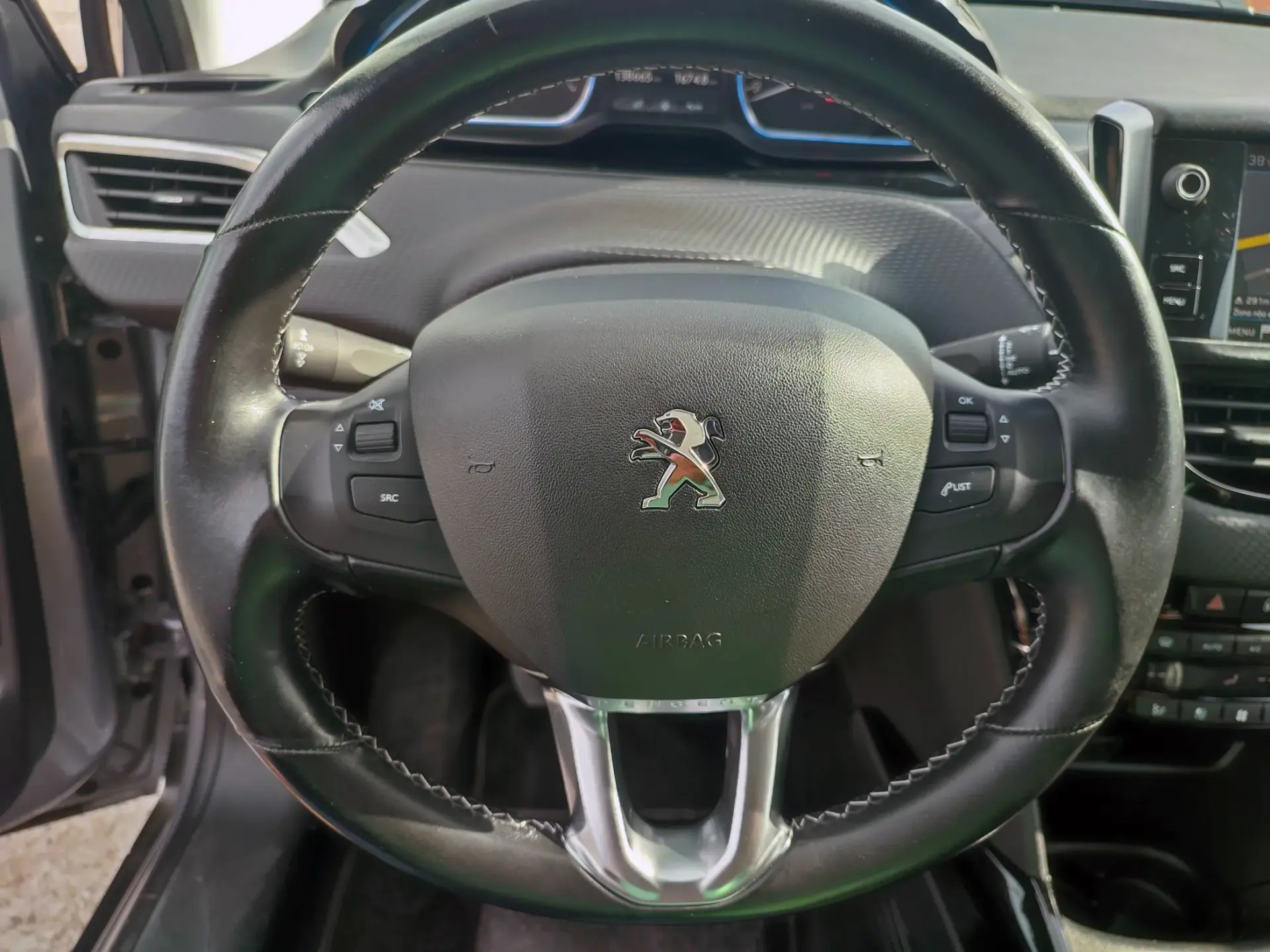 Peugeot 2008 1.2 PureTech Style 26