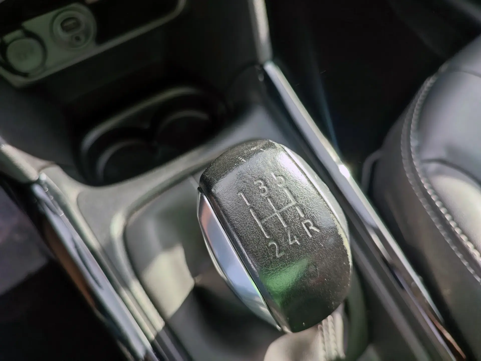 Peugeot 2008 1.2 PureTech Style 39