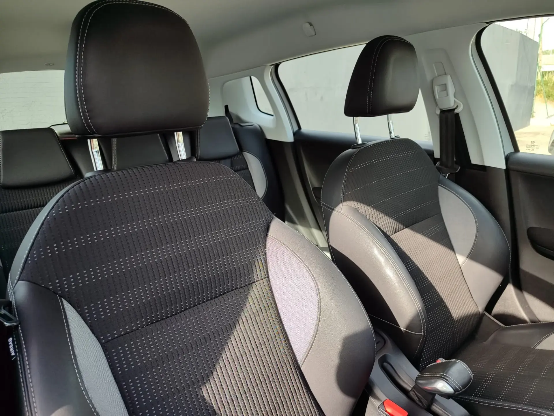 Peugeot 2008 1.2 PureTech Style 41