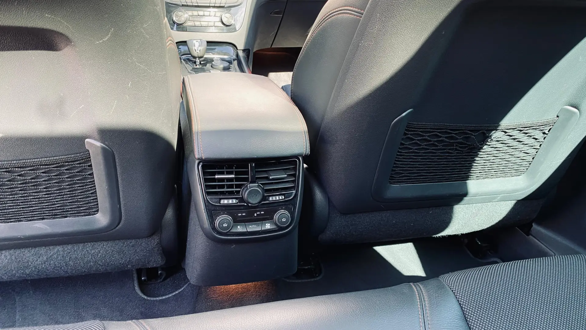Peugeot 508 RXH 2.0 HDi Hybrid4 2-Tronic 104g 23